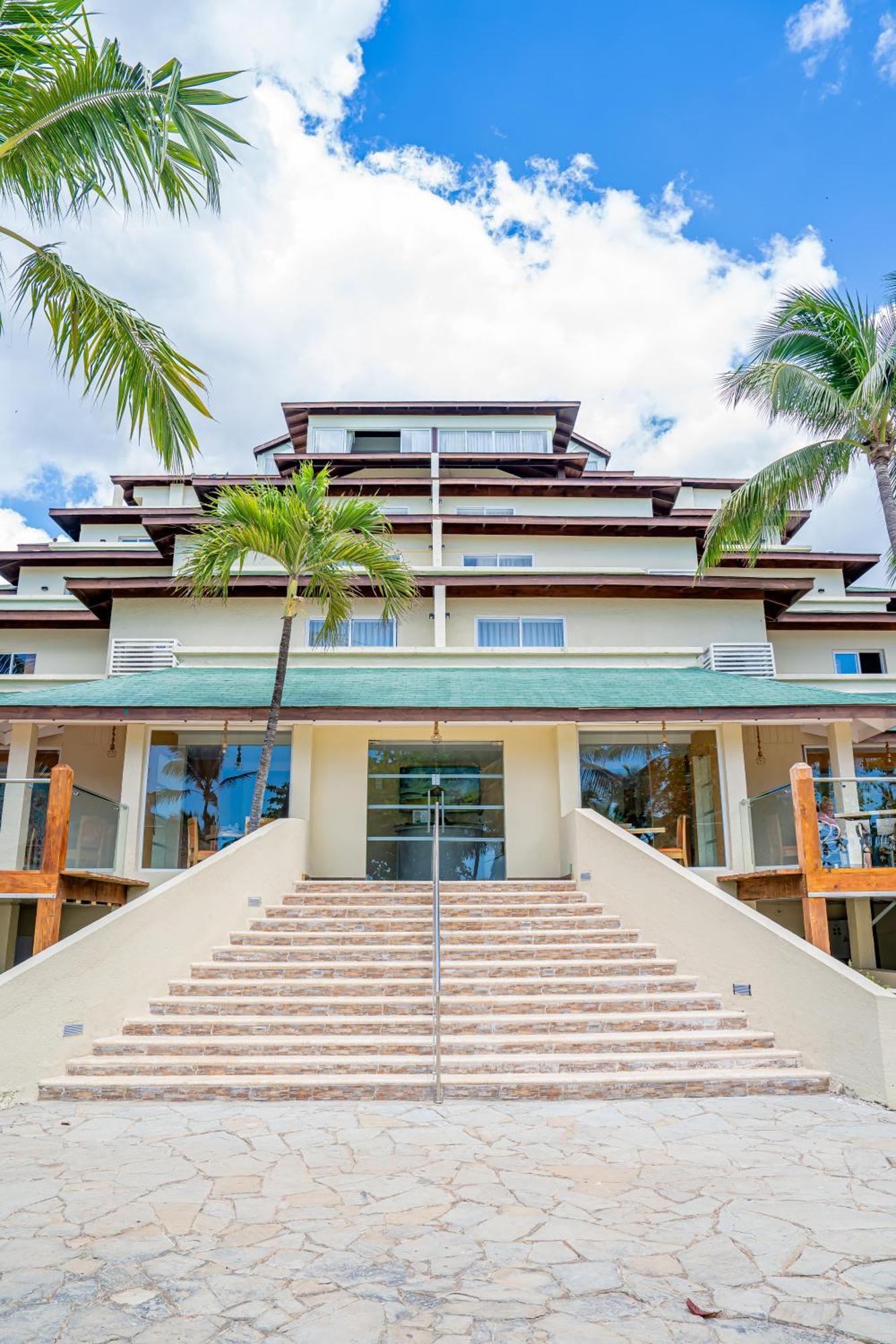 Coral Costa Caribe Beach Resort Хуан Долио Екстериор снимка