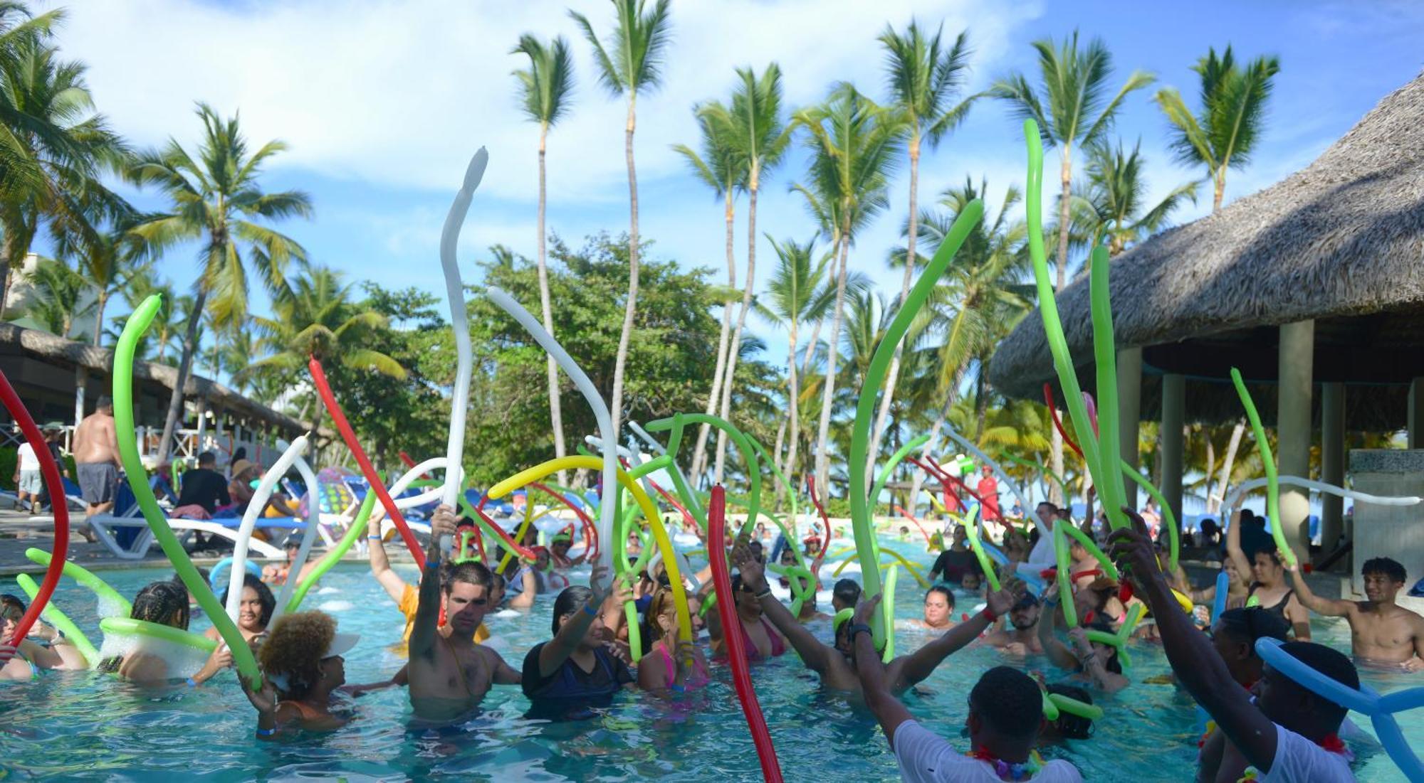 Coral Costa Caribe Beach Resort Хуан Долио Екстериор снимка